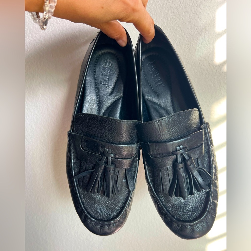 Born Classic Black Leather Tassel Loafers